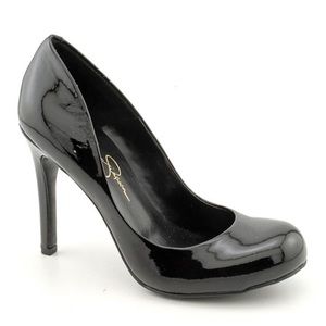 Jessica Simpson Black Patent Leather Round Toe Pumps